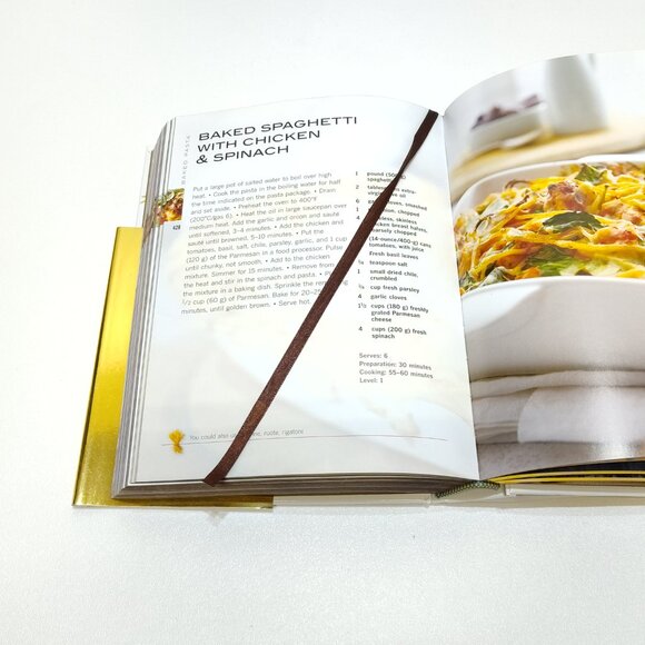 The Golden Book Of Pasta Hardcover Cookbook With Over 250 Recipes By Barrons - Picture 12 of 12